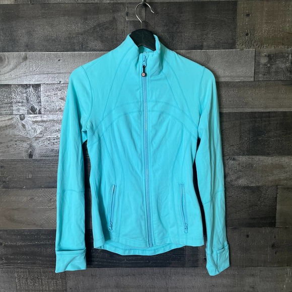 SOLD Lululemon Define Jacket 6 - Picture 3 of 9